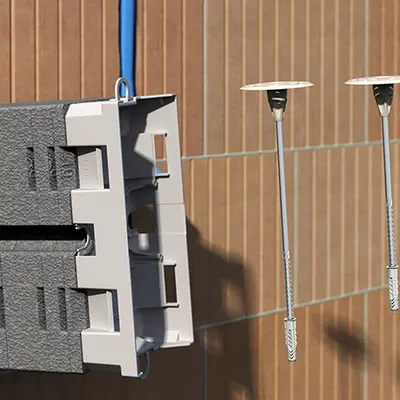 Remove the side lugs from the impact dowel. Note the different lengths!