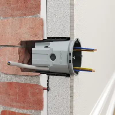 Remove signal cover and install required accessory.