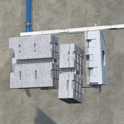 Adapt equipment carrier to insulation thickness by selecting suitable components.