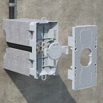 Latch on the required front part. Fit the Styrofoam cap and the dowel cover.