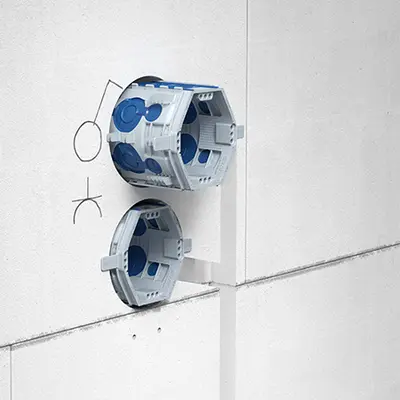 Insert the flush-mounted boxes.
