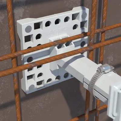 Wall thickness up to 20 cm: Shorten the 8-sided tube at the base plate and the support plate to the appropriate length. Wall thickness 20 to 25 cm: Adjust the telescopic support to the appropriate length.