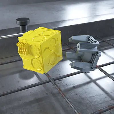 La connexion entre l'élément de rehausse et les boîtes d'encastrement B² se fait par le biais de la connexion éprouvée du bouton-poussoir B².