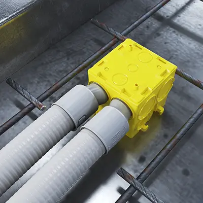 ...and thus enables the secure conduit connection of two Ø 32 mm conduits from one direction.