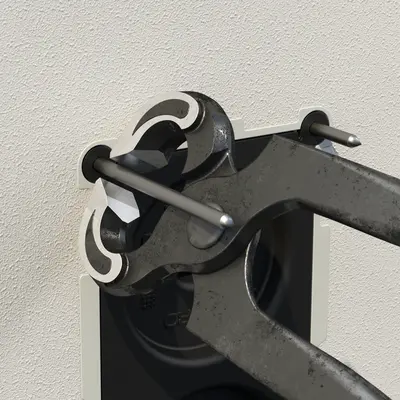 If the nails are still in the box when removing the formwork, simply use a pair of pliers ...