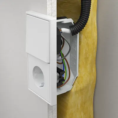 La boîte électronique peut également servir de boîte double, p. ex. pour les combinaisons d’interrupteurs et de prises.