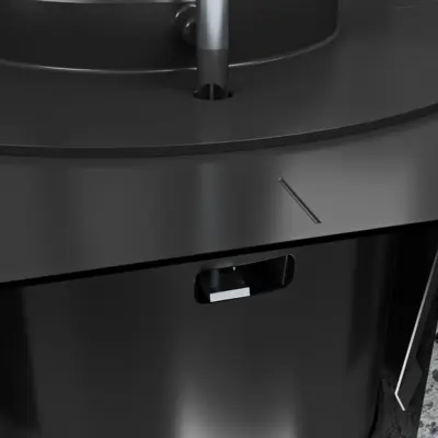 Align plate screws of the sealing cylinder with the markings and tighten.