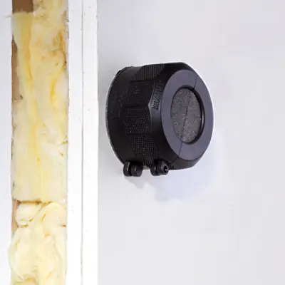 Le cloisonnement DS 90 sert aussi de cloisonnement de réserve pour de futures installations.