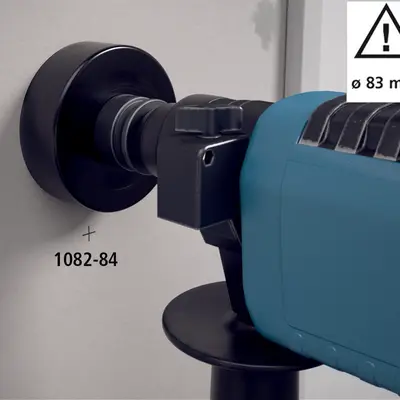 Installationsöffnung Ø 83 mm mit einem Fräser (z. B. Bi-Metall-Fräser 1084-83) erstellen.