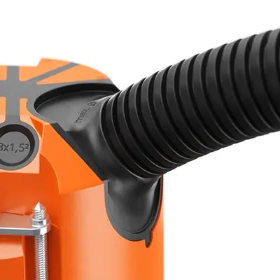 The flexible and tool-free insertion of the conduit or cable significantly simplifies the process and reduces installation time.