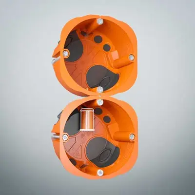 The support connector ensures the air-tight combination of the cavity wall boxes and is inserted via the removable metal plates without the use of tools.