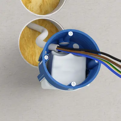 Für die einfache Montage den flexiblen Tunnel in die Dose drücken.