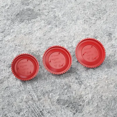 Les nouveaux couvercles de repérage empêchant l'enduit de pénétrer dans les orifices d'encastrement sont disponibles dans les diamètres Ø 68 mm, Ø 75 mm et Ø 80 mm.
