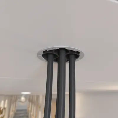 ...en plafonds met 4 - 12,5 mm leidingdoorsnede in de scheepsbouw en massief houten constructies.