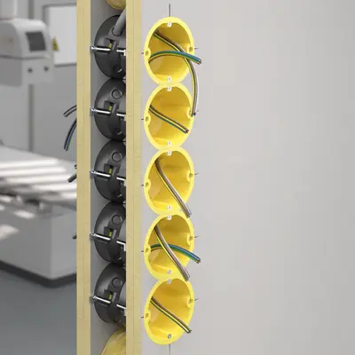 Gebruik van de stralingsbeschermingsdoos in 5-voudige combinatie.