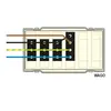 - 3-polige delen en 4-polige deel zijn met elkaar doorverbonden.
- 4-polige deel te gebruiken als voeding voor meeschakelende armatuur met decentrale noodstroomvoorziening.
- Voorzien van VD-draad 2,5 mm².
- Alle connectoren zijn standaard voorzien van vergrendeling.
